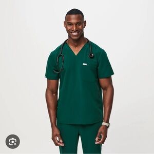 Figs Forrest green XL men’s scrubs - one pocket top button zipper pants